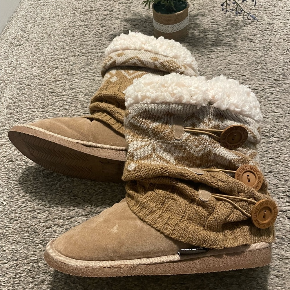Muk Luks sweater boots - Picture 4 of 12